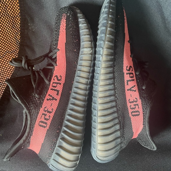 Adidas Black and Red Yeezy Boost 350 gym Shoes - Picture 1 of 7